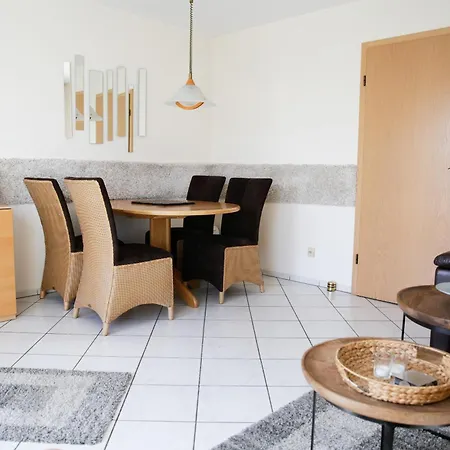 Faehrhaus Nr 12 Haus Mit Sauna- Und Schwimmbadnutzung Im Ahoi Erlebnisbad Sellin (Rugen)