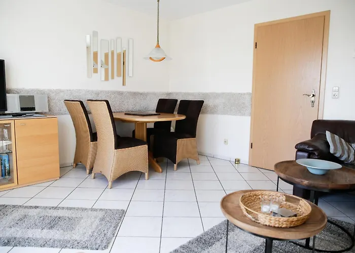 Fährhaus Nr 12 Mit Sauna- Und Schwimmbadnutzung Im Ahoi Erlebnisbad Sellin (Rugen)